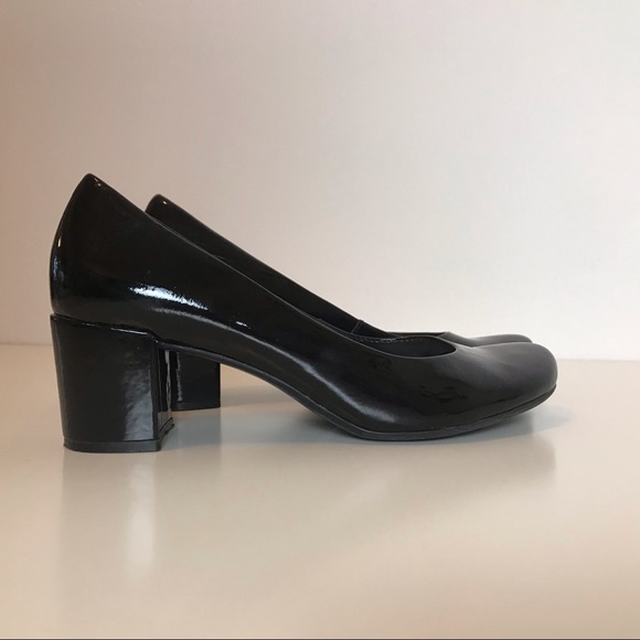 Franco Sarto patent leather pumps - Picture 2 of 7